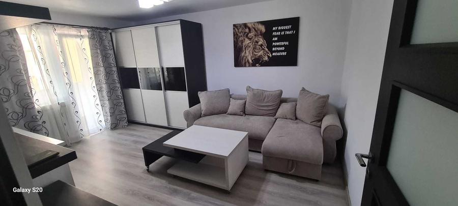 Garsonieră decomandată în Buziașului