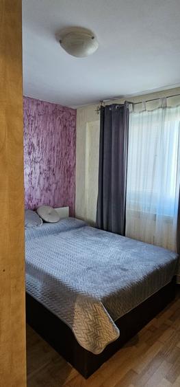 Apartament cu 2 camere semidecomandat în Baziaș