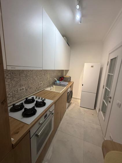 Mamaia -- Apartament nou, cu  loc de parcare - 12
