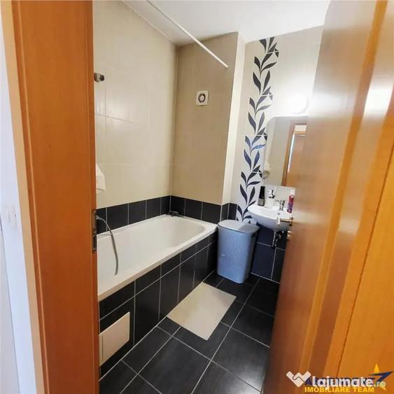 Apartament cu 2 camere decomandat în Avantgarden