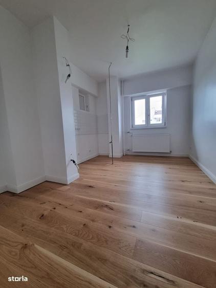 Apartament decomandat, renovat, liber, Calea Bucuresti-Piata Centrala - 2