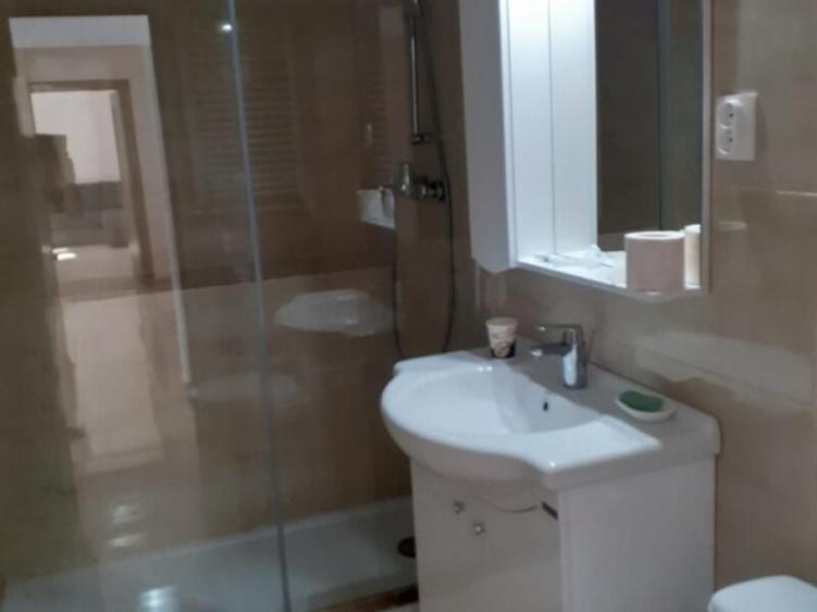 Apartament cu 2 camere decomandat, mobilat în Aviației — fotografia 3
