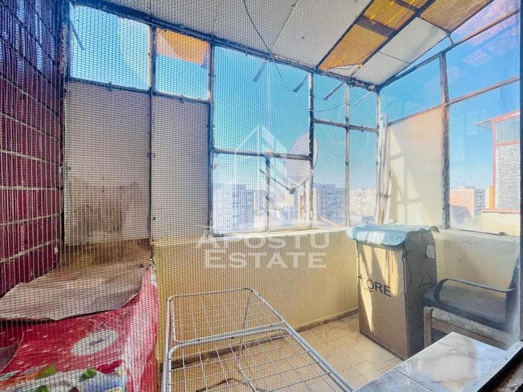 Apartament cu 3 camere decomandat în Aurel Vlaicu
