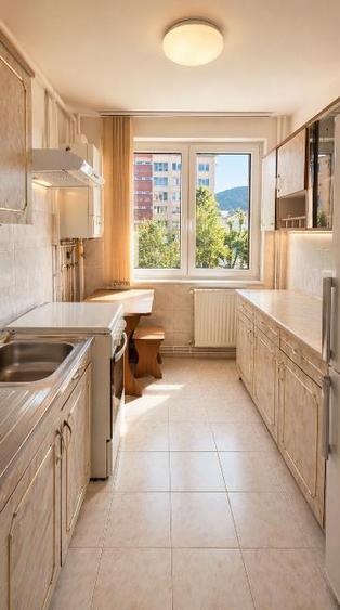Apartament cu 2 camere semidecomandat în Centrul Civic