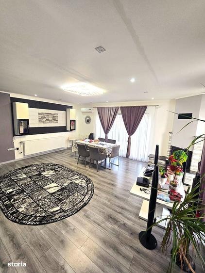 Casă cu 4 camere cu Teren 544 Mp în Central