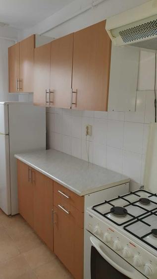 Apartament cu 2 camere nedecomandat în Astra