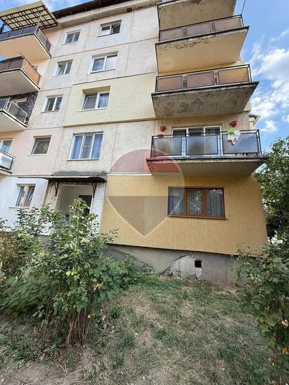 Apartament cu 3 camere de vanzare - 6