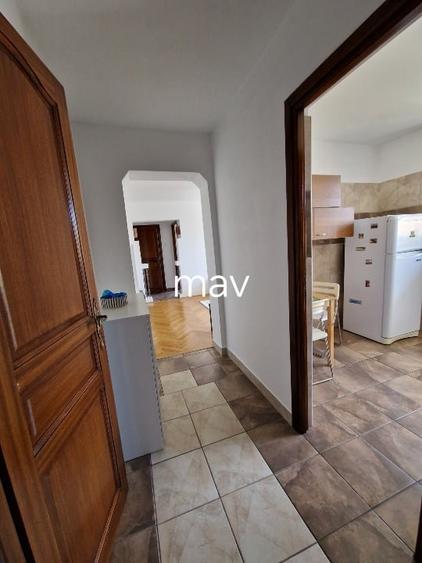 Vanzare apartament 2 camere bd. Eroilor Cotroceni Academia  Militara - 14