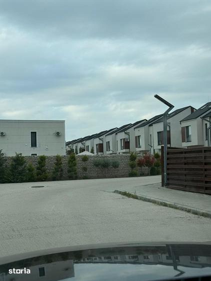 Teren de 900 mp, în Tunari