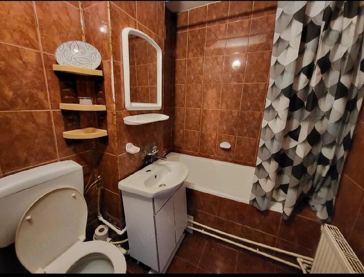 Garsonieră decomandată în Zahana