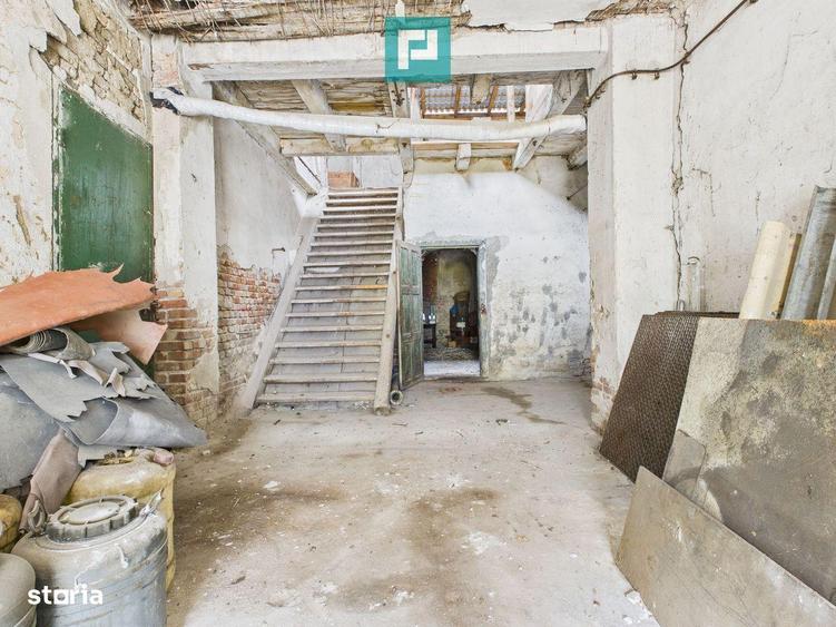 Spațiu comercial, de 306 mp, în Periam