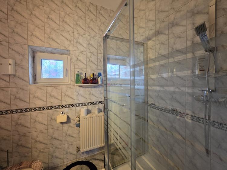 Casă individuală cu 5 camere cu Piscina în Snagov