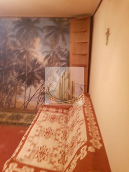 Casă individuală cu 4 camere cu Canalizare în Mehala