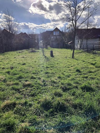 Teren de 813 mp, în Breaza de Jos