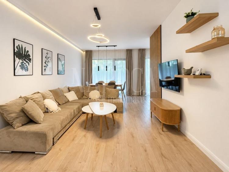 Apartament cu 3 camere semidecomandat în Zorilor