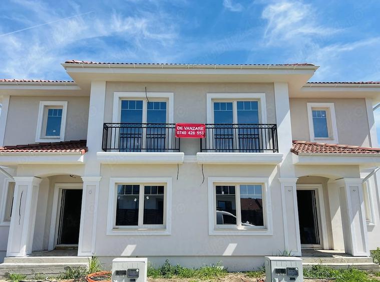 Casă cu 5 camere cu Teren 328 Mp în Dumbrăvița