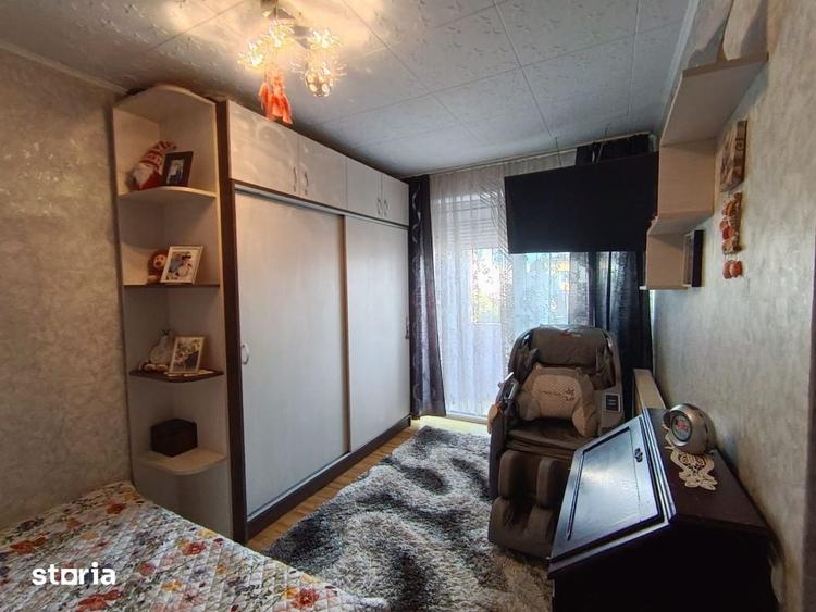 Apartament cu 2 camere decomandat în Republicii