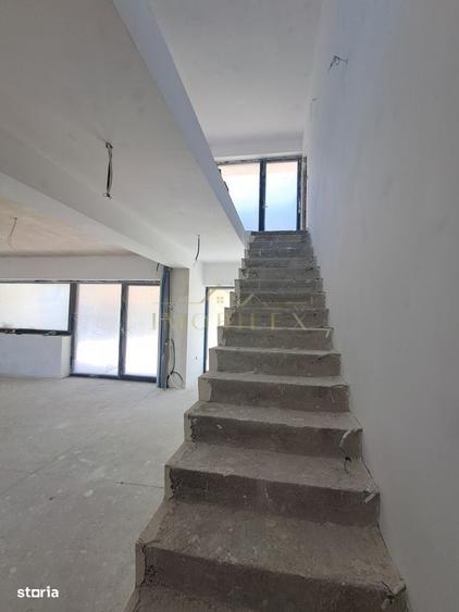Casă cu 4 camere în Chinteni