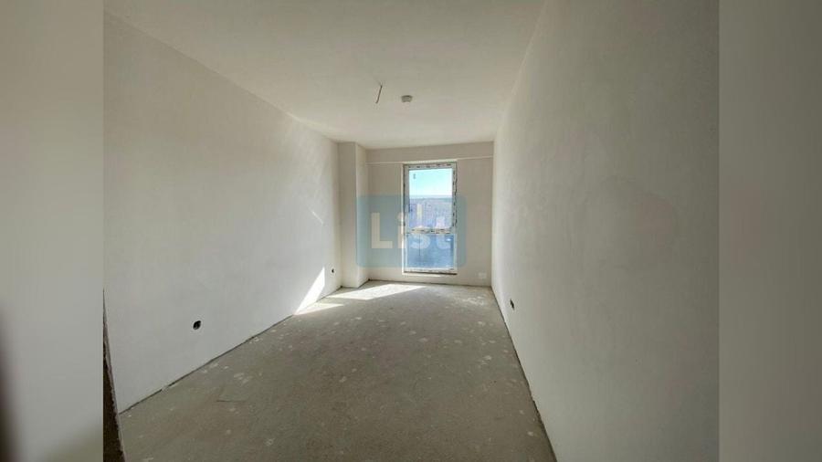 Apartament cu 2 camere semidecomandat în Aeroport