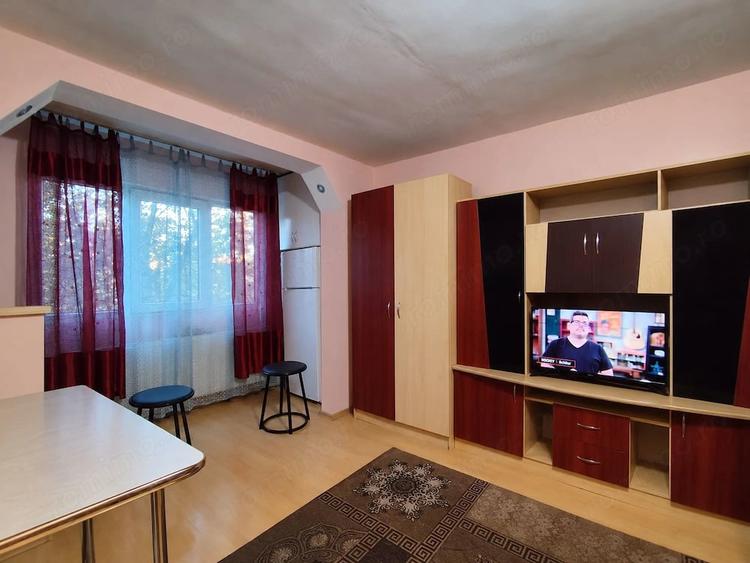 Garsonieră în Rogerius