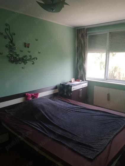 Apartament cu 3 camere semidecomandat în Lugoj