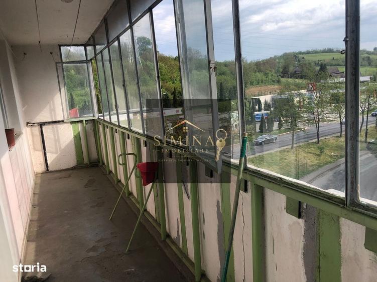 Apartament cu 3 camere în Dâmbu Pietros