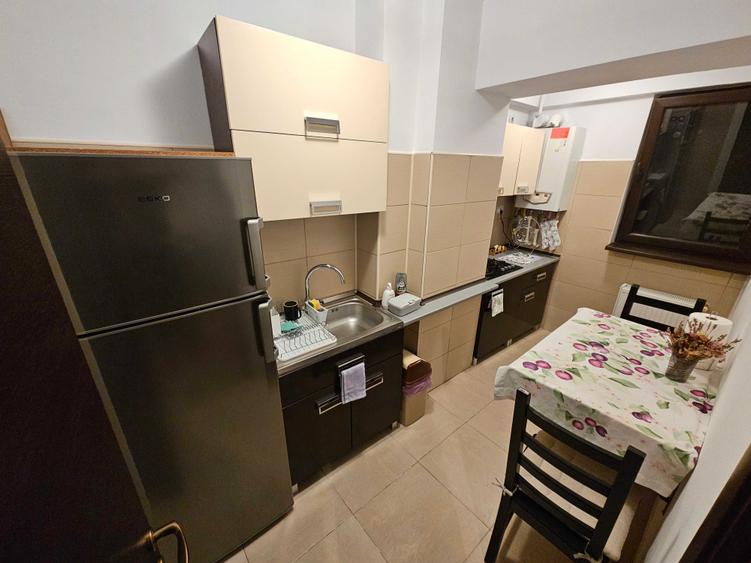 Garsonieră decomandată în Tineretului