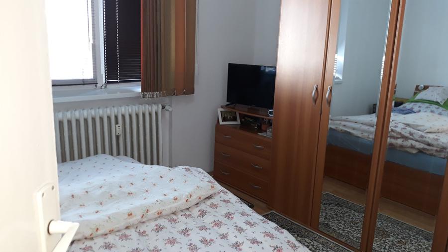 Apartament cu 2 camere semidecomandat în Confecții