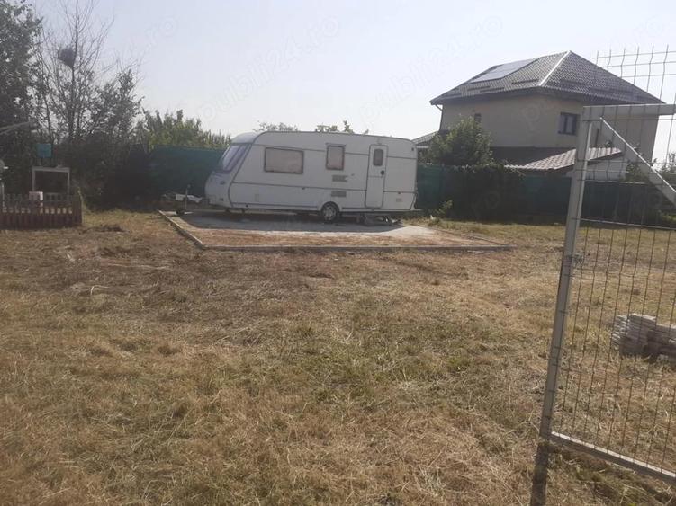 Teren de 412 mp, în Vărăști