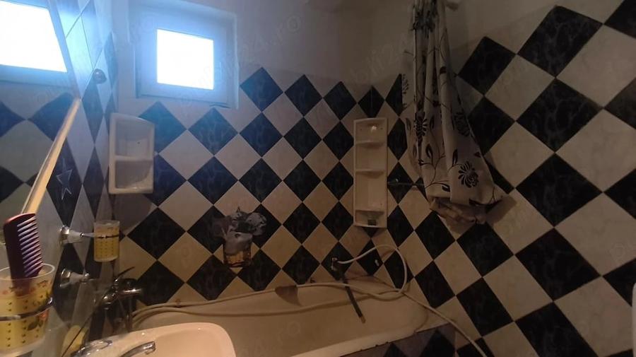 Apartament cu 2 camere decomandat în Gojdu