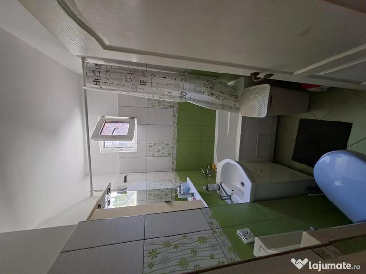 Apartament cu 2 camere decomandat în Drumul Taberei