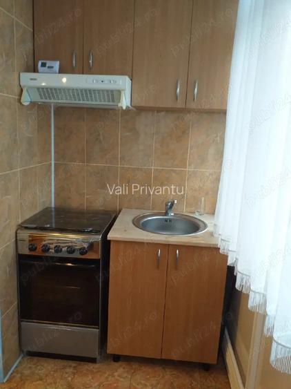 inchiriez apartament 2 camere