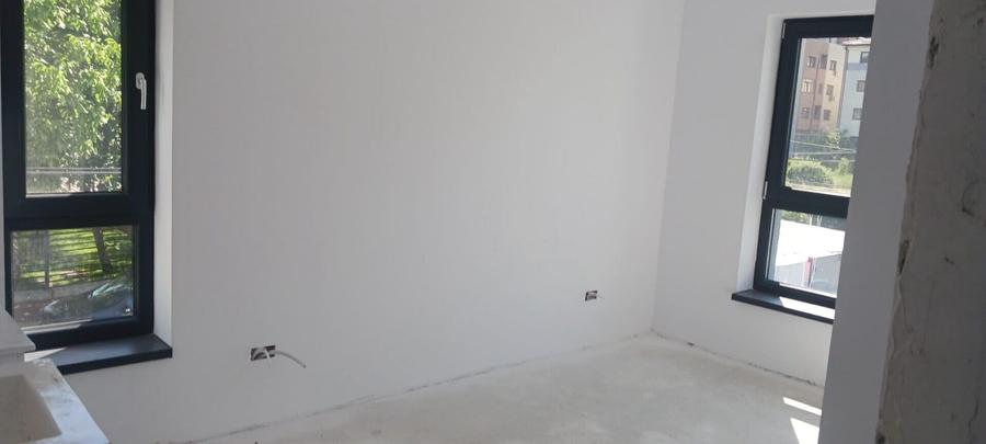 Casă cu 4 camere cu Canalizare în Theodor Pallady