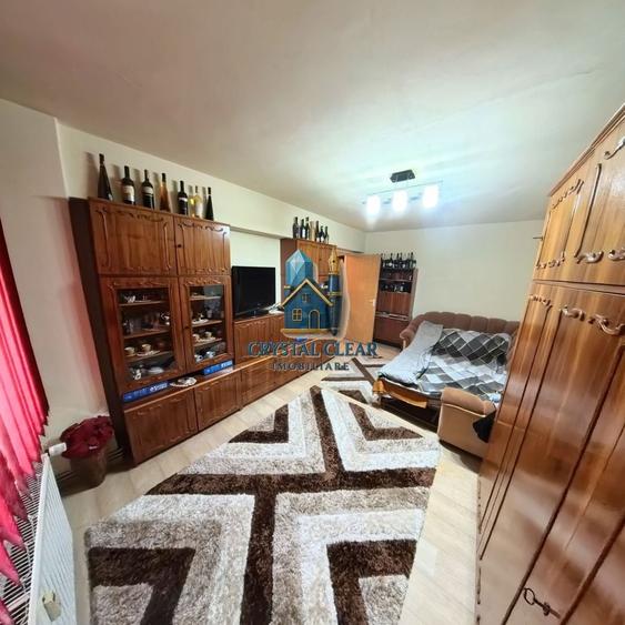 Apartament cu 3 camere decomandat în Tudor Vladimirescu