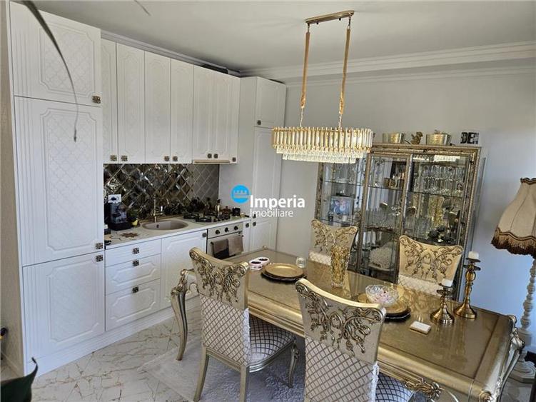 Apartament cu 3 camere decomandat în Copou