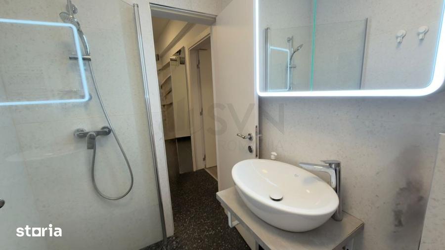 Apartament cu 3 camere semidecomandat în Primăverii