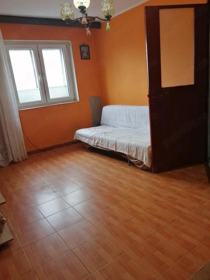 Apartament cu 2 camere decomandat în Ferentari