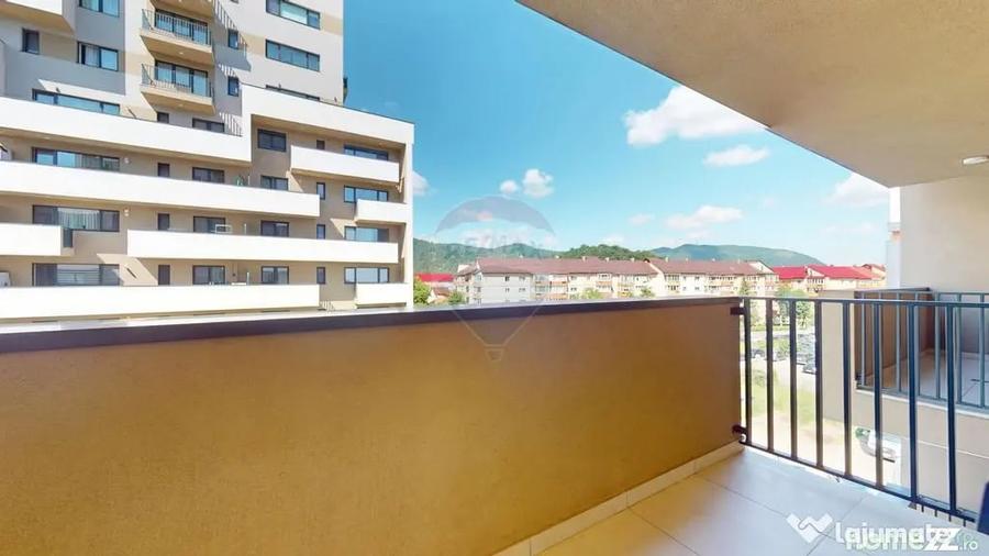 Apartament cu 2 camere decomandat în Noua