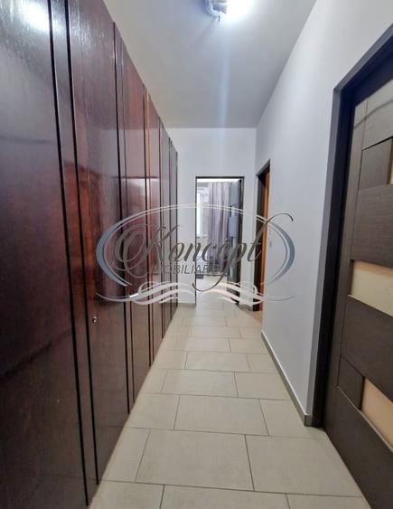Apartament cu 3 camere semidecomandat, mobilat în Sopor