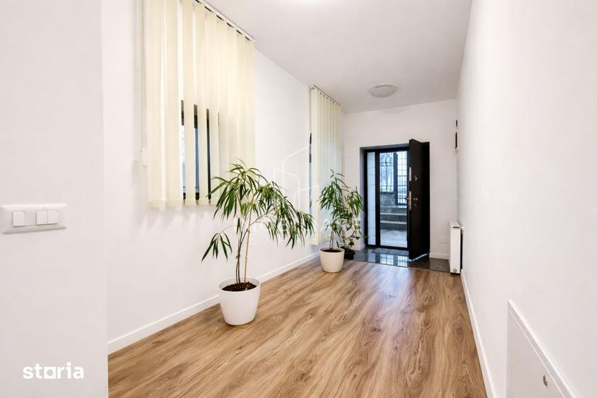 Casă cu 6 camere cu Teren 420 Mp în Bună Ziua