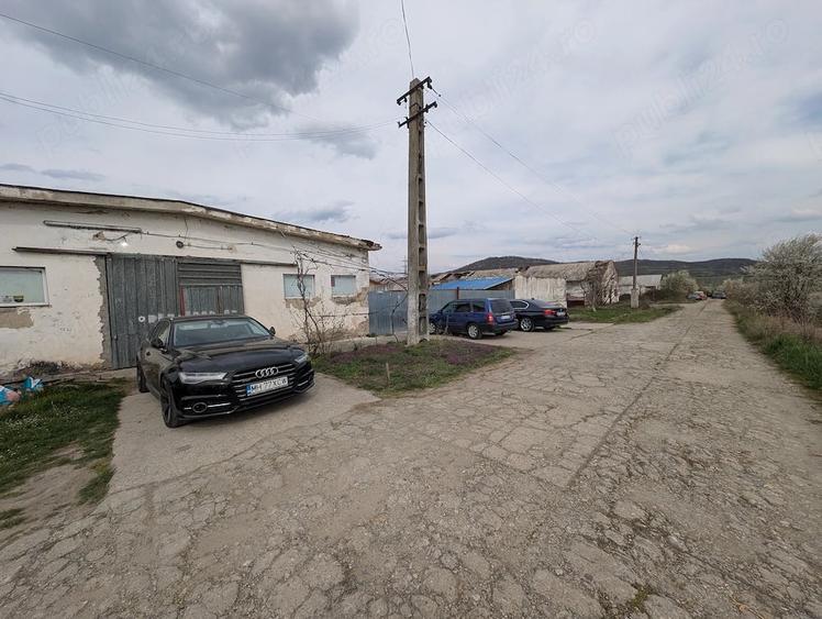 Teren de 9500 mp, în Central