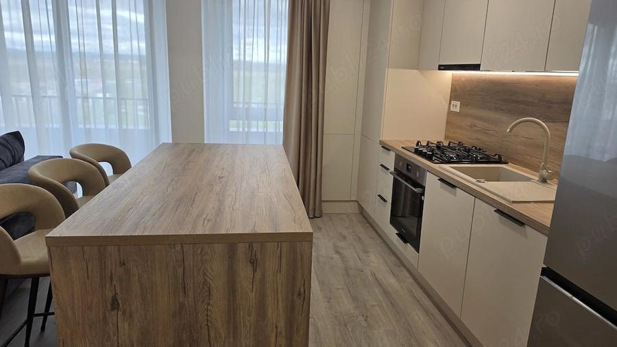 Apartament cu 2 camere decomandat în Central