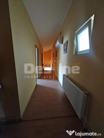 Casă cu 7 camere cu Teren 400 Mp în Nord