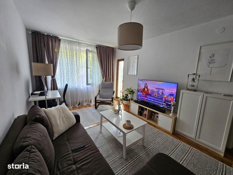 Apartament cu 2 camere decomandat în Central