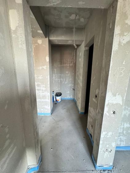 Apartament cu 2 camere decomandat în Vest