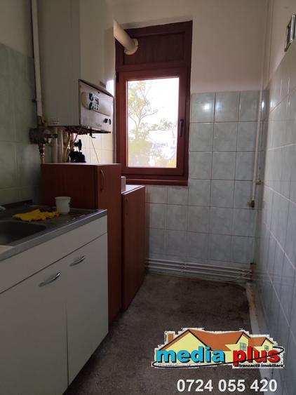 Apartament cu 3 camere semidecomandat în Dunărea