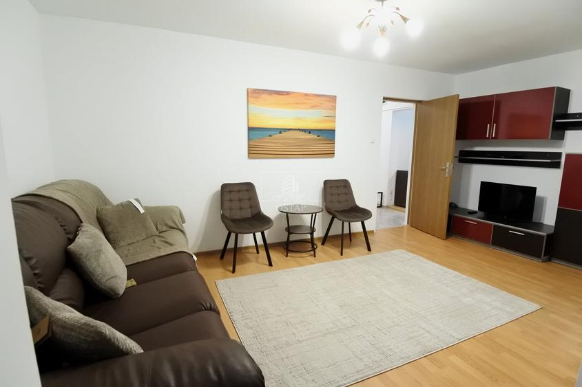Închiriere apartament 3 camere-strada 22 Decembrie-etaj 1-decomandat - 1