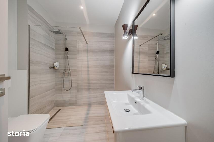 Apartament cu 3 camere în Văcăresti