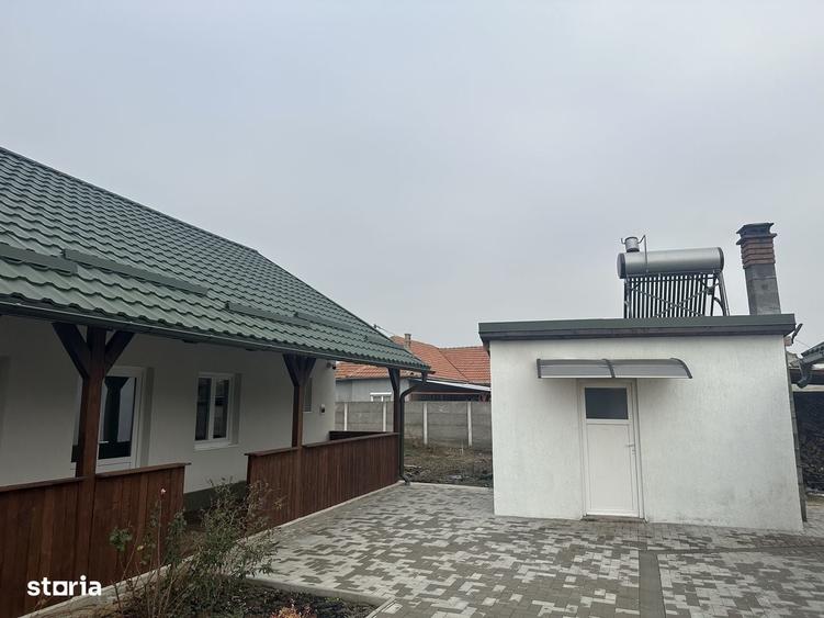 Casă cu 4 camere cu Teren 3885 Mp în Izgar