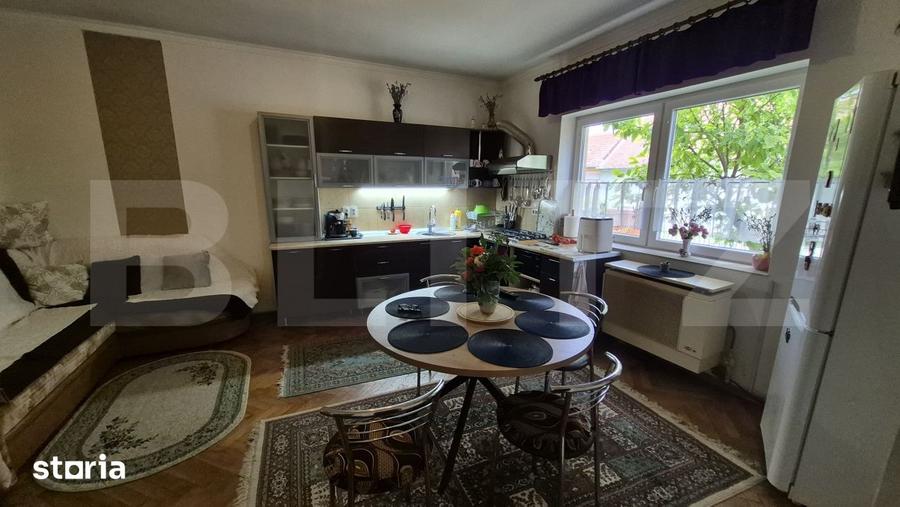 Casă cu 7 camere cu Teren 500 Mp în Titulescu